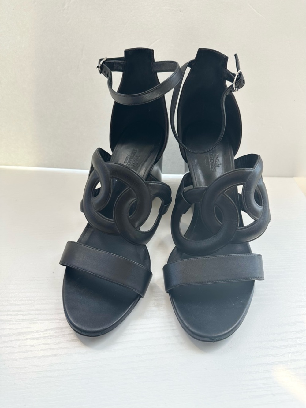 Hermes Brisbane Black Leather Ankle-Strap Wedge Sandals - Picture 9 of 12